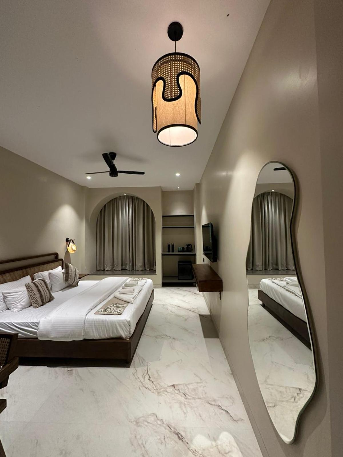 Kaas By Safarnama - Boutique * Varanasi